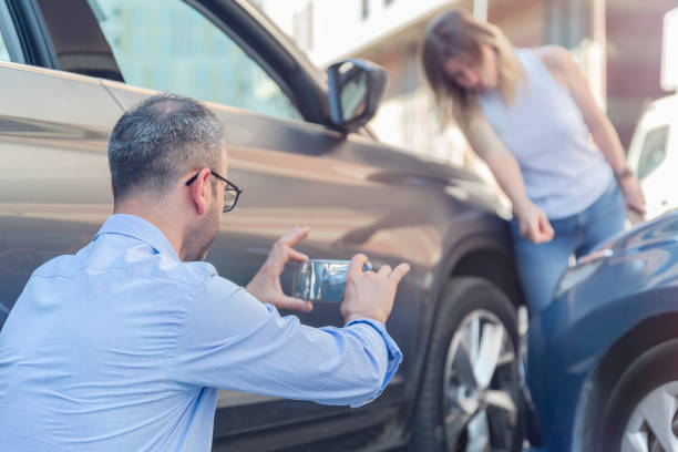 Professional Full Coverage Car Insurance technician working in St. Charles, MN
